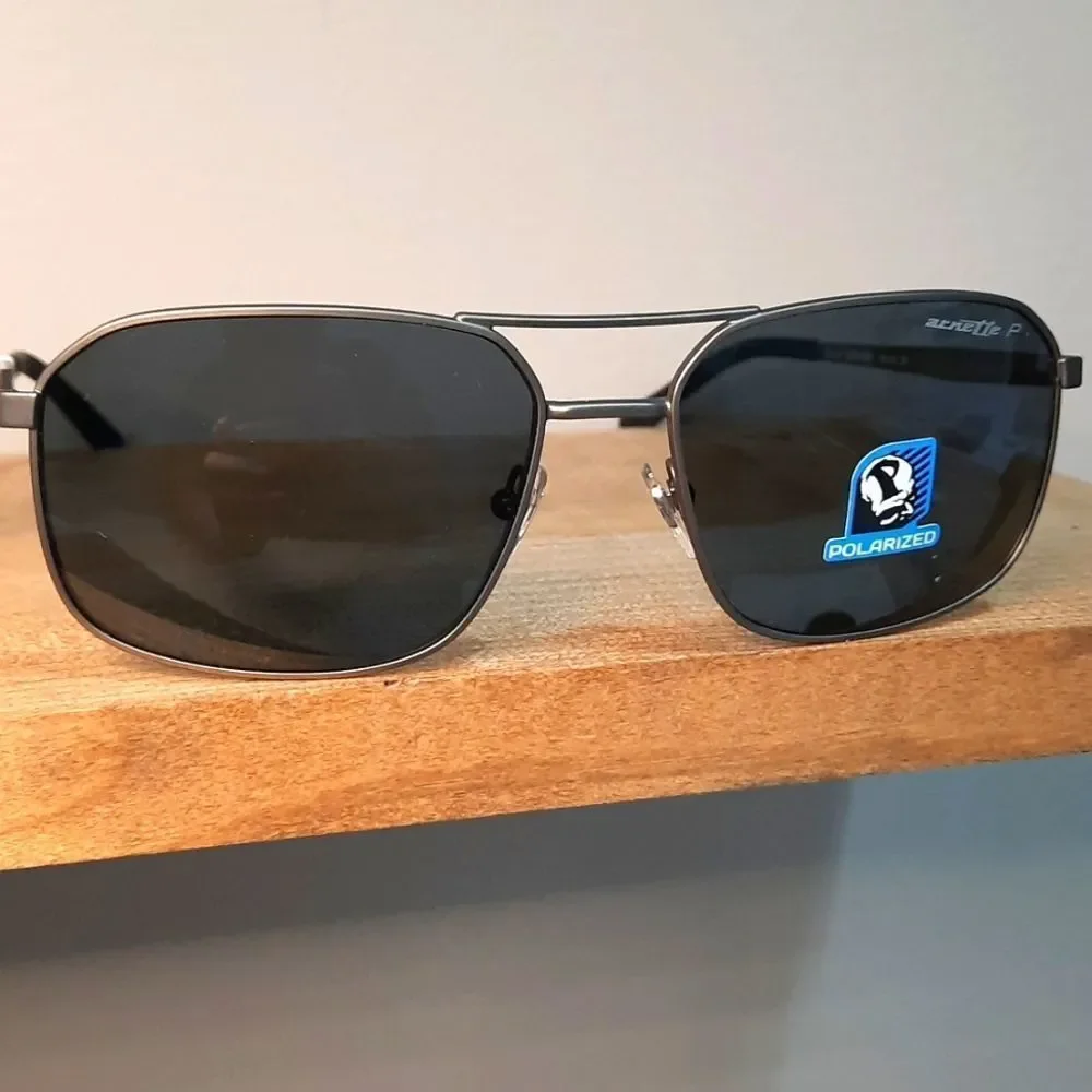 NEW Polarized Sunglasses, metal frame, Rx'able 56-16-145, dark gray lens color,